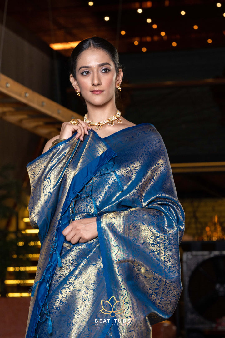 Beatitude Blue Gold-Toned Woven Design Zari Silk Blend Kanjeevaram Saree with Unstitched Blouse