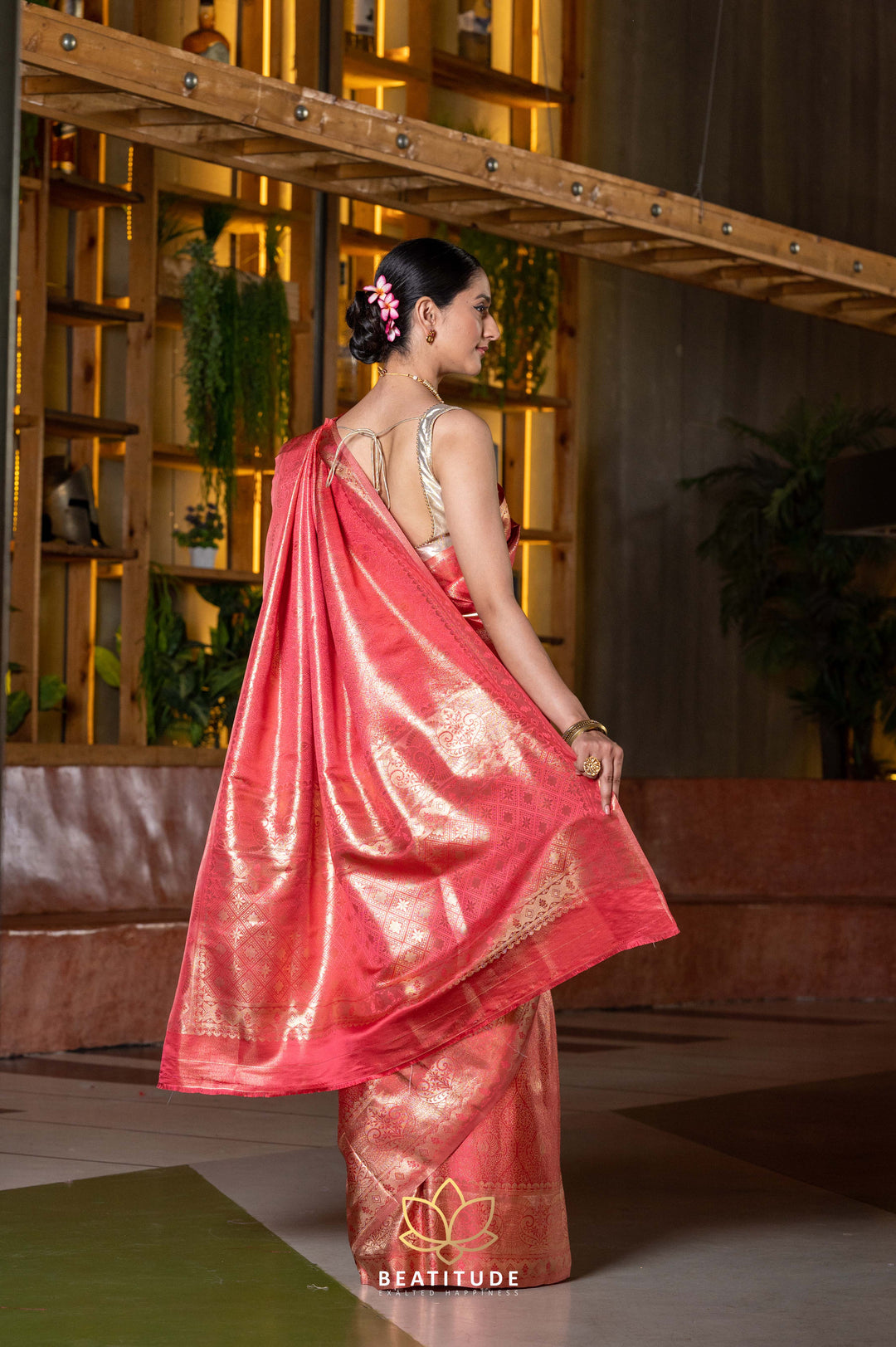 Beatitude Pink Gold-Toned Ethnic Motifs Zari Silk Blend Banarasi Saree with Unstitched Blouse
