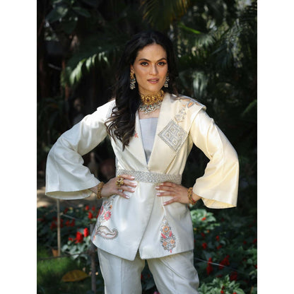 House Of Muher Mahira Off White Jacket Set (Set of 3)