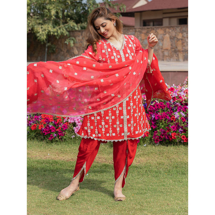HOUSE OF JAMOTI Ombre Red Machine Embroidery Kurta (Set of 3)