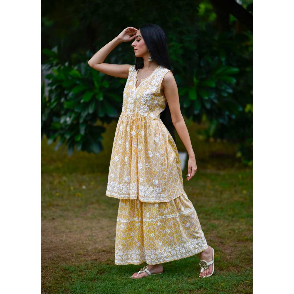 House of Chikankari Adara Chikankari Mulmul Sleeveless Gharara (Set of 2)