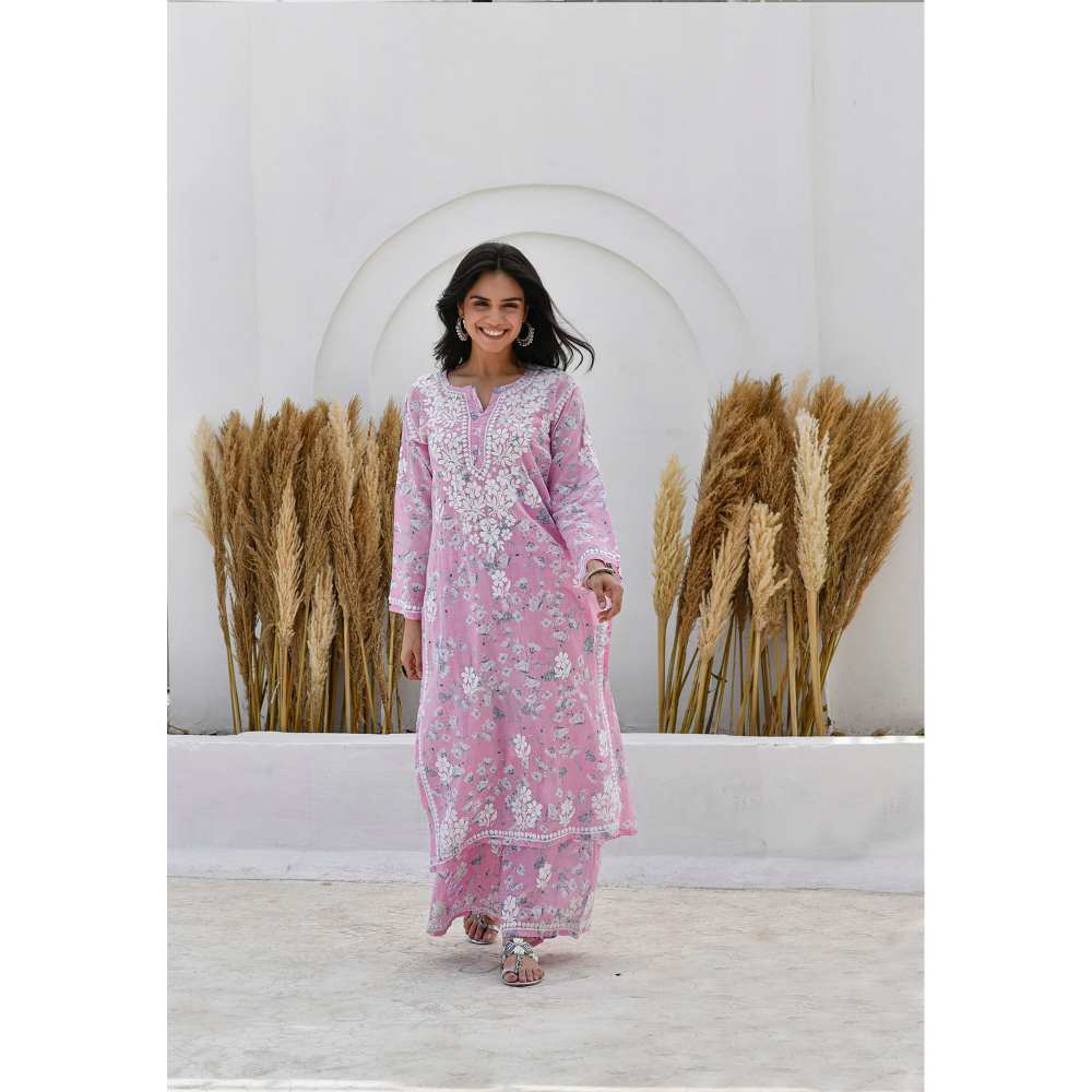 House of Chikankari Kamilah Chikankari Mulmul Straight Kurta (Set of 2)
