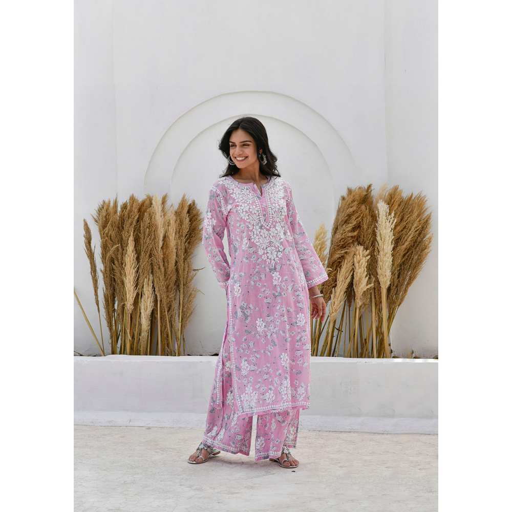 House of Chikankari Kamilah Chikankari Mulmul Straight Kurta (Set of 2)