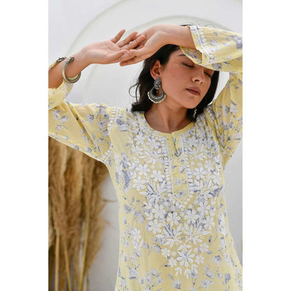 House of Chikankari Kamilah Chikankari Mulmul Straight Kurta (Set of 2)