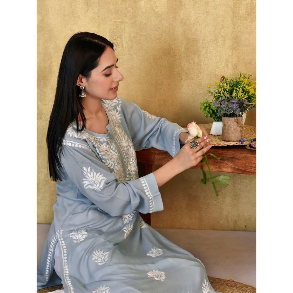 House of Chikankari Kubra Chikankari Modal Straight Kurta