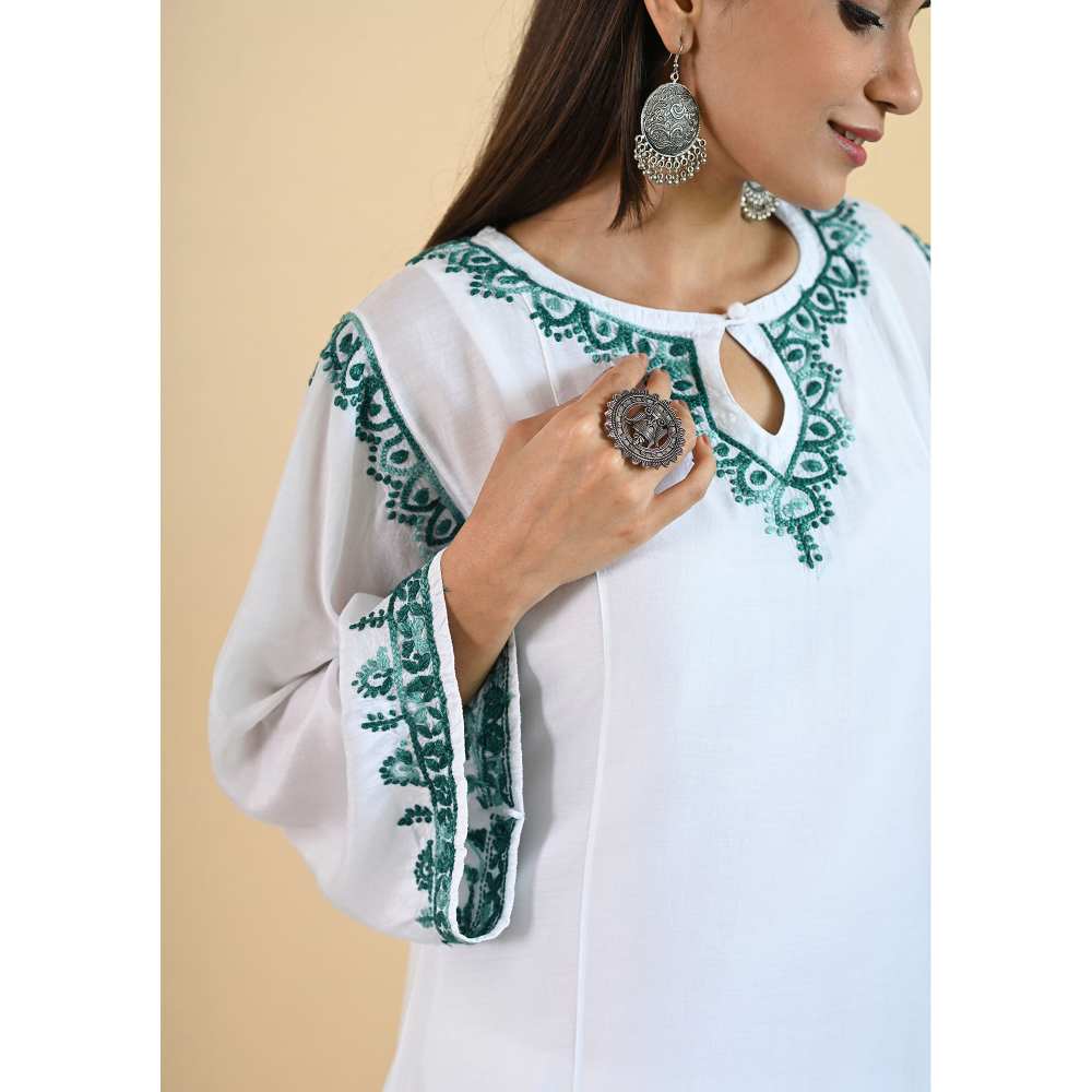 House of Chikankari Taabir Chikankari Muslin A-Line Kurta