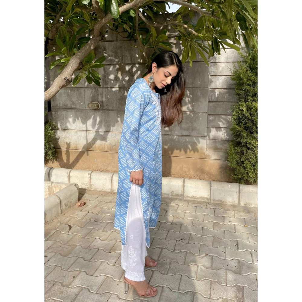 House of Chikankari Elham Chikankari Mulmul Straight Kurta