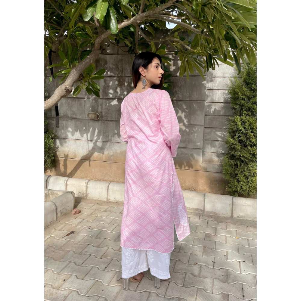 House of Chikankari Elham Chikankari Mulmul Straight Kurta