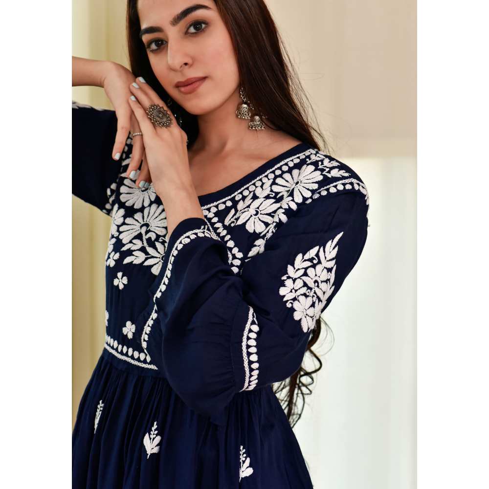 House of Chikankari Husaina Chikankari Modal Angrakha Dhoti (Set of 2)