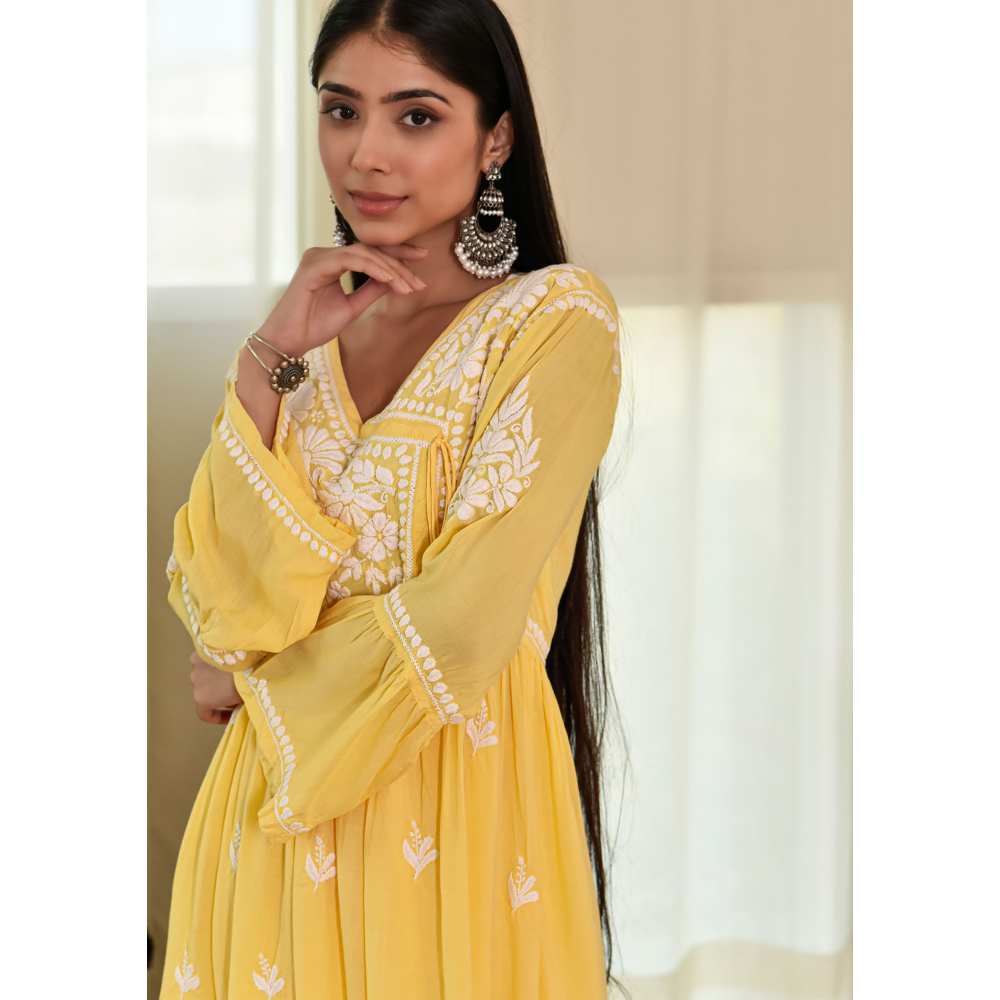 House of Chikankari Husaina Chikankari Modal Angrakha Dhoti (Set of 2)