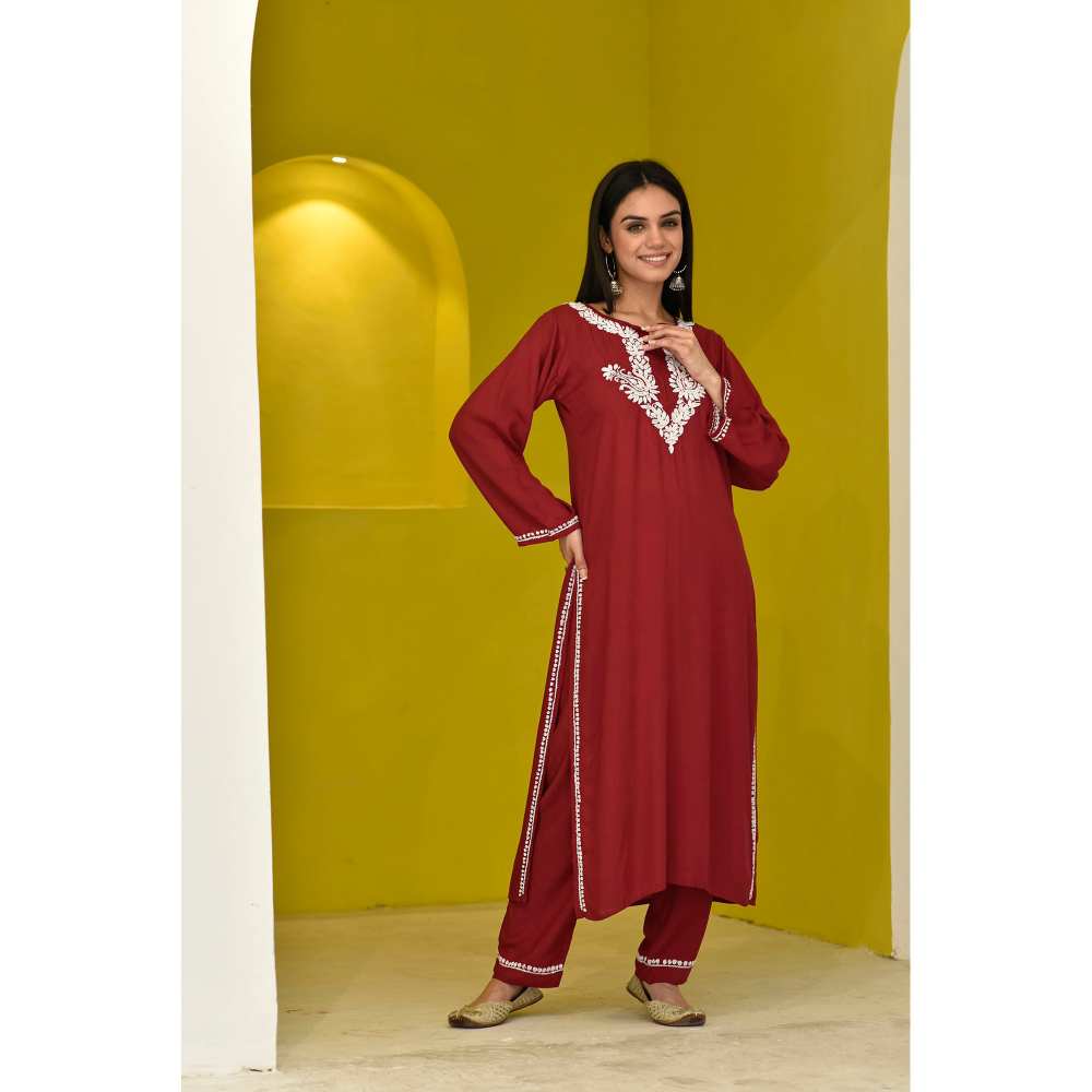 House of Chikankari Yamama Chikankari Rayon Kurta (Set of 2)