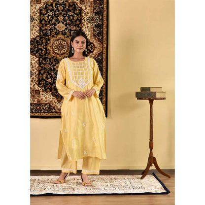 House of Chikankari Rawiya Chikankari Chanderi Straight Kurta with Dupatta (Set of 4)