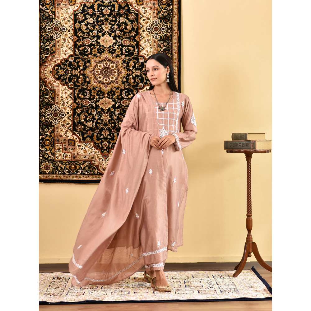 House of Chikankari Rawiya Chikankari Chanderi Straight Kurta with Dupatta (Set of 4)