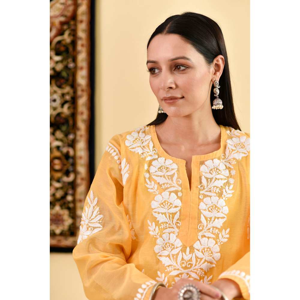 House of Chikankari Ikram Chikankari Chanderi Straight Kurta (Set of 2)