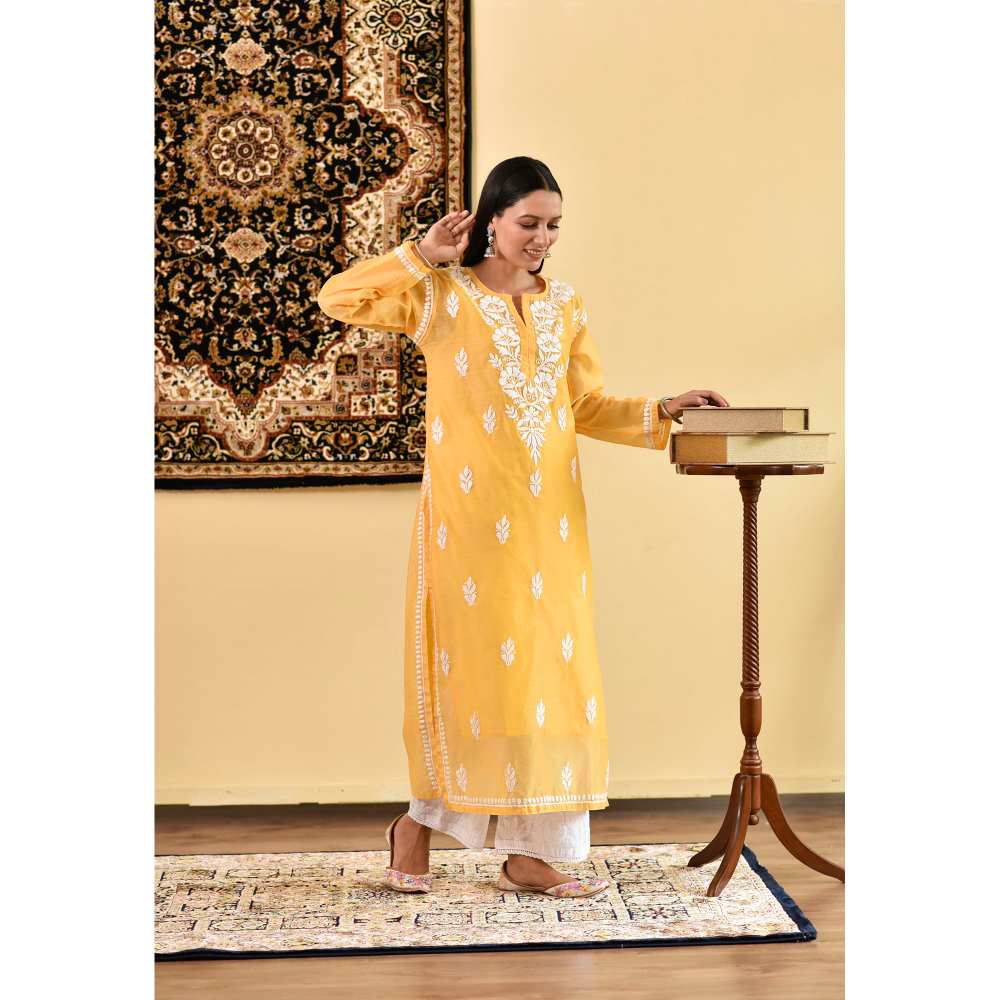 House of Chikankari Ikram Chikankari Chanderi Straight Kurta (Set of 2)