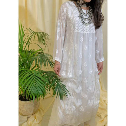 House of Chikankari Umaiza Chikankari Muslin Straight Kurta