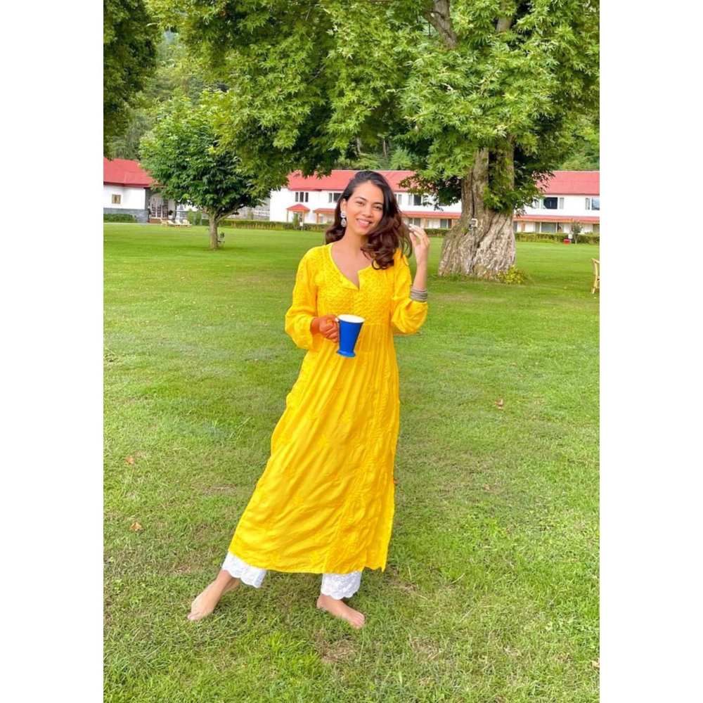 House of Chikankari Umaiza Chikankari Muslin Straight Kurta
