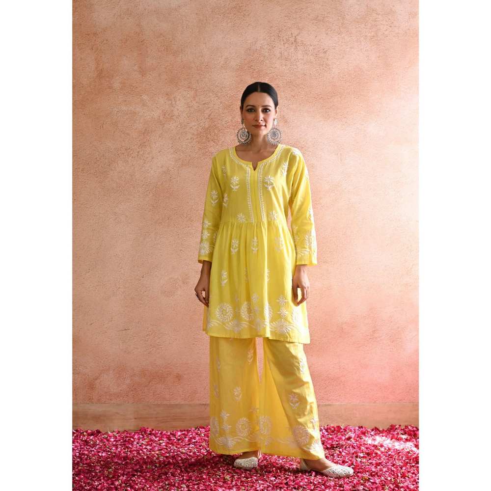 House of Chikankari Hoor Chikankari Cotton Short Kurta - Yellow (Set of 2)