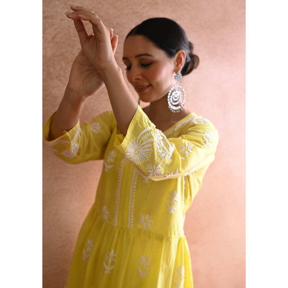 House of Chikankari Hoor Chikankari Cotton Short Kurta - Yellow (Set of 2)