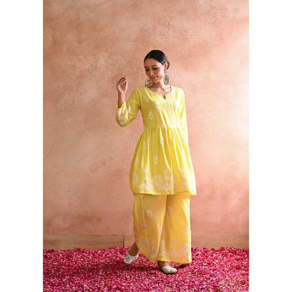 House of Chikankari Hoor Chikankari Cotton Short Kurta - Yellow (Set of 2)