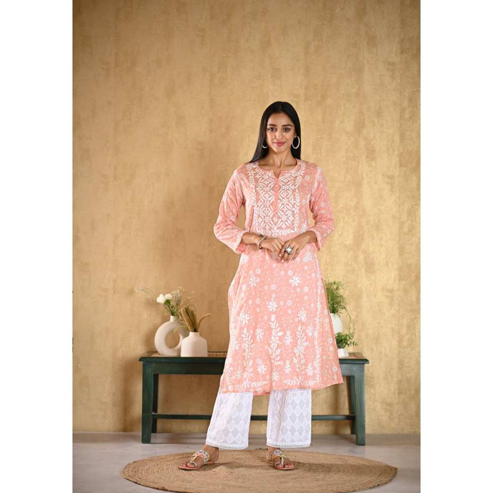 House of Chikankari Nur Chikankari Mulmul Straight Kurta - Peach
