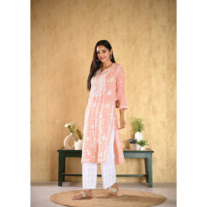 House of Chikankari Nur Chikankari Mulmul Straight Kurta - Peach