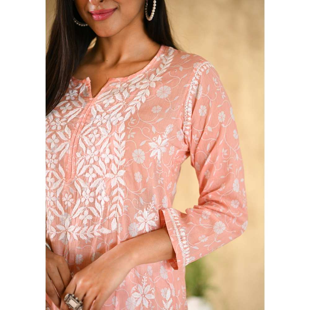 House of Chikankari Nur Chikankari Mulmul Straight Kurta - Peach