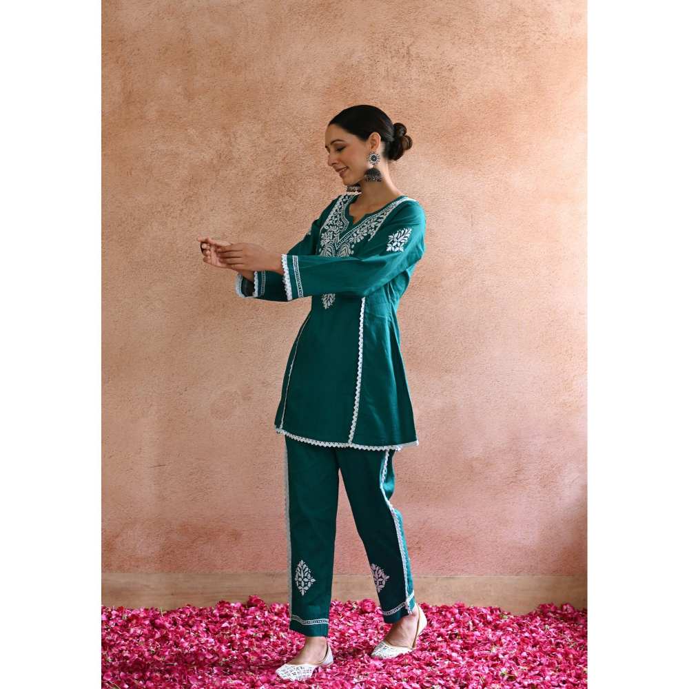 House of Chikankari Azmi Chikankari Cotton Straight Short Kurta - Teal (Set of 2)
