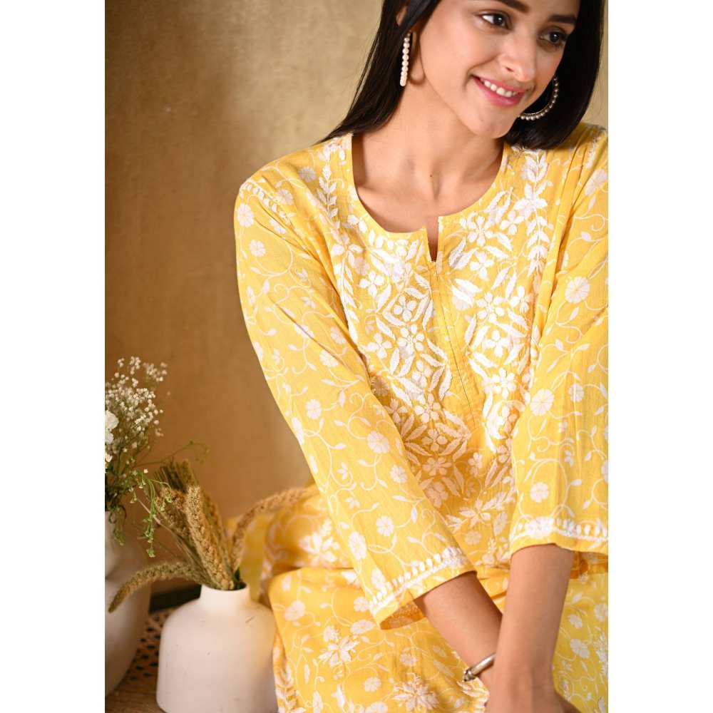 House of Chikankari Nur Chikankari Mulmul Straight Kurta - Yellow