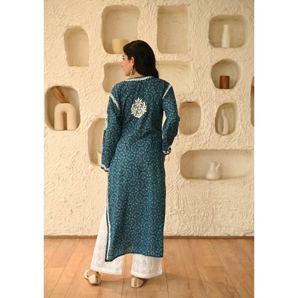 House of Chikankari Aidah Chikankari Mulmul Straight Kurta - Navy Blue