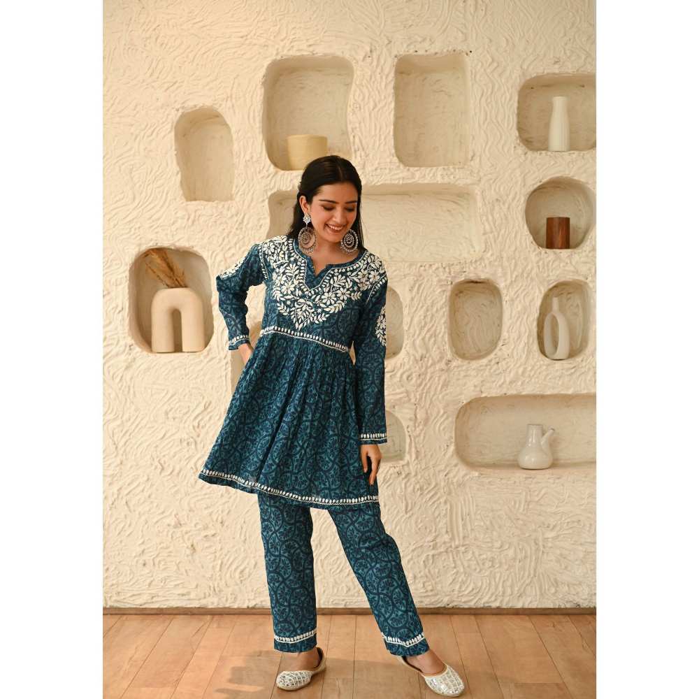 House of Chikankari Aidah Chikankari Mulmul Short Kurta - Navy Blue (Set of 2)