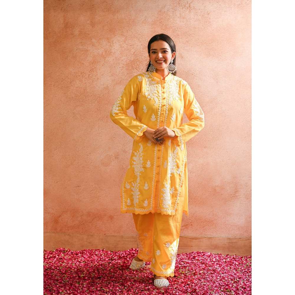 House of Chikankari Abru Chikankari Cotton Short Kurta - Yellow (Set of 2)