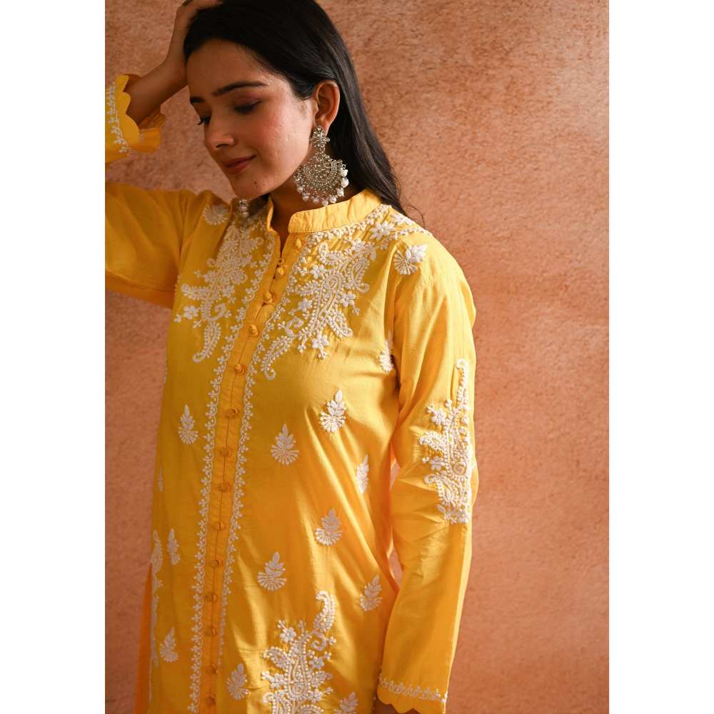 House of Chikankari Abru Chikankari Cotton Short Kurta - Yellow (Set of 2)