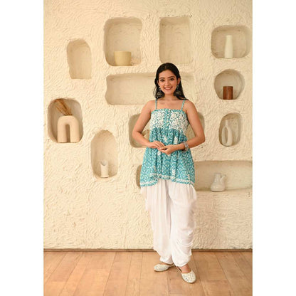 House Of Chikankari Aidah Chikankari Mulmul Sleeveless Short Kurti