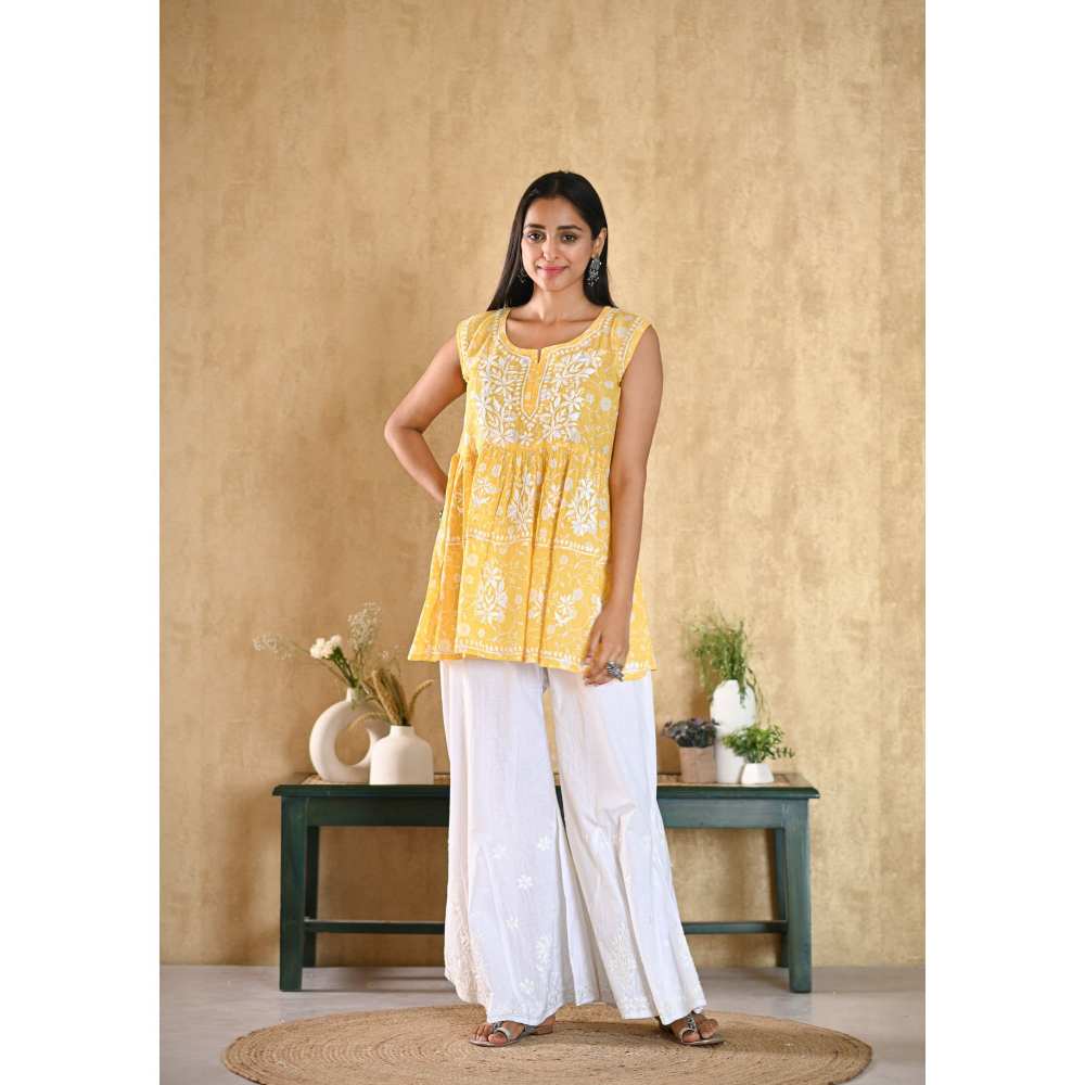 House Of Chikankari Nur Chikankari Mulmul Short Sleeveless Kurta