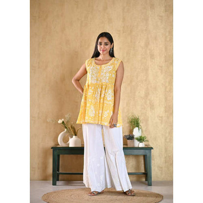 House Of Chikankari Nur Chikankari Mulmul Short Sleeveless Kurta