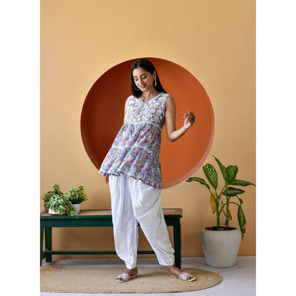 House Of Chikankari Hanifa Chikankari Mulmul Short Sleeveless Kurta
