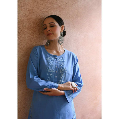 House Of Chikankari Afsoon Chikankari Cotton Straight Kurta (Set of 2)