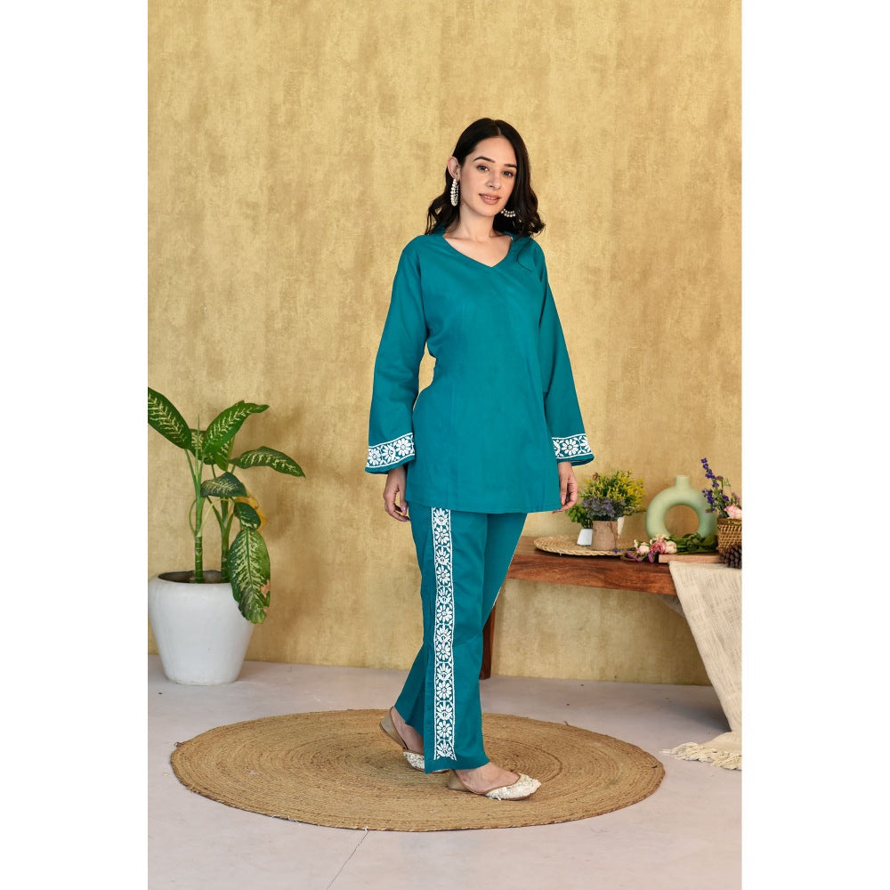 House Of Chikankari Muhsina Chikankari Cotton Short Green Co-Ord (Set of 2)