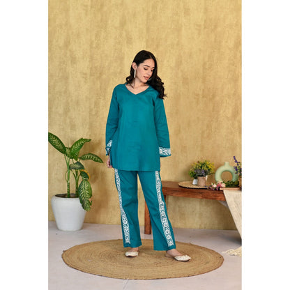 House Of Chikankari Muhsina Chikankari Cotton Short Green Co-Ord (Set of 2)