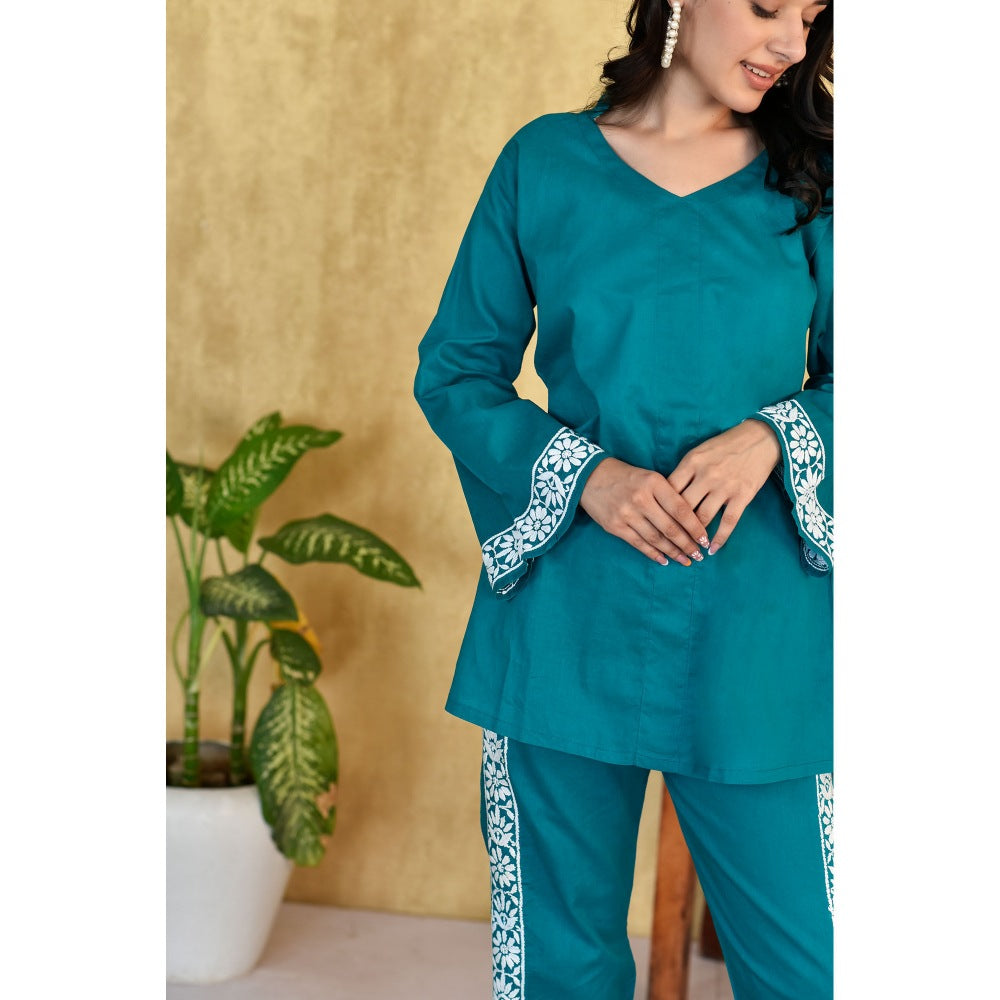 House Of Chikankari Muhsina Chikankari Cotton Short Green Co-Ord (Set of 2)