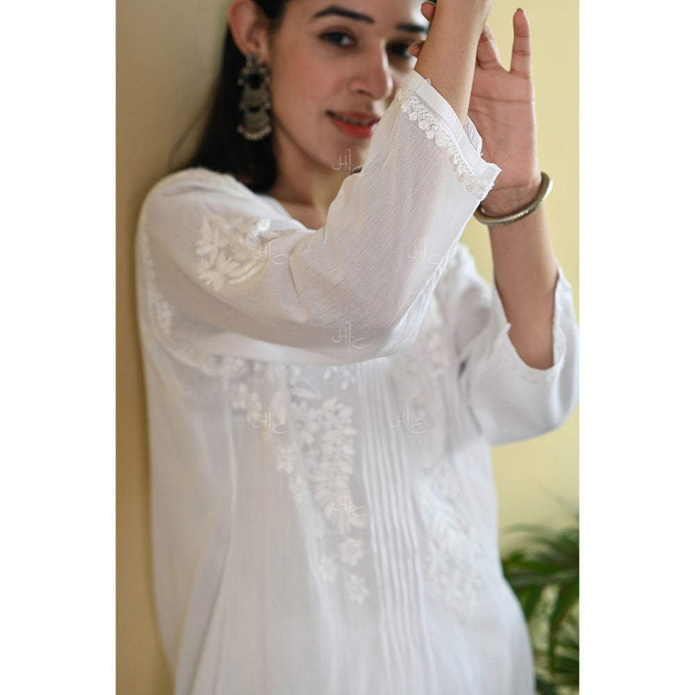 House Of Chikankari Aizaz Chikankari Cotton Straight Short White Kurti