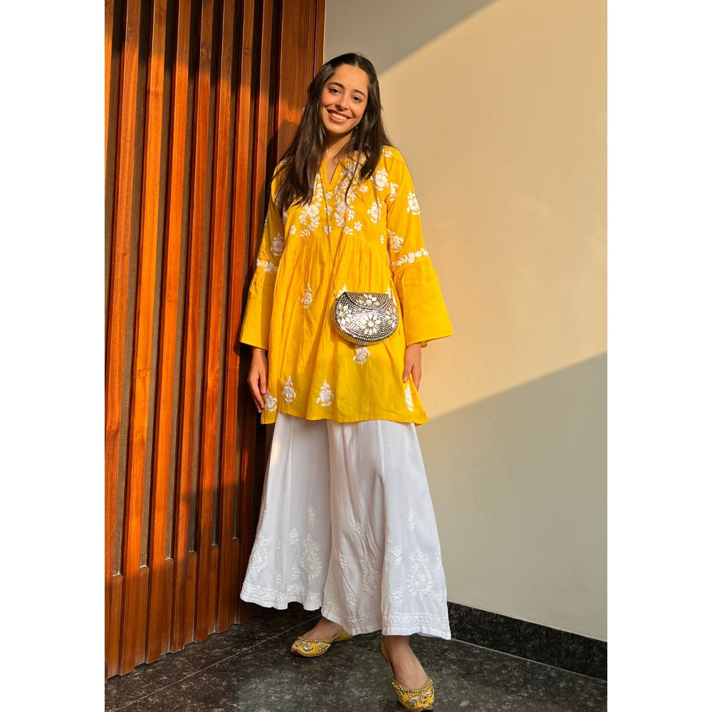House of Chikankari Dania Chikankari Cotton A-Line Short Kurta