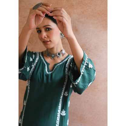 House of Chikankari Nazaha Chikankari Rayon Straight Kurta Set