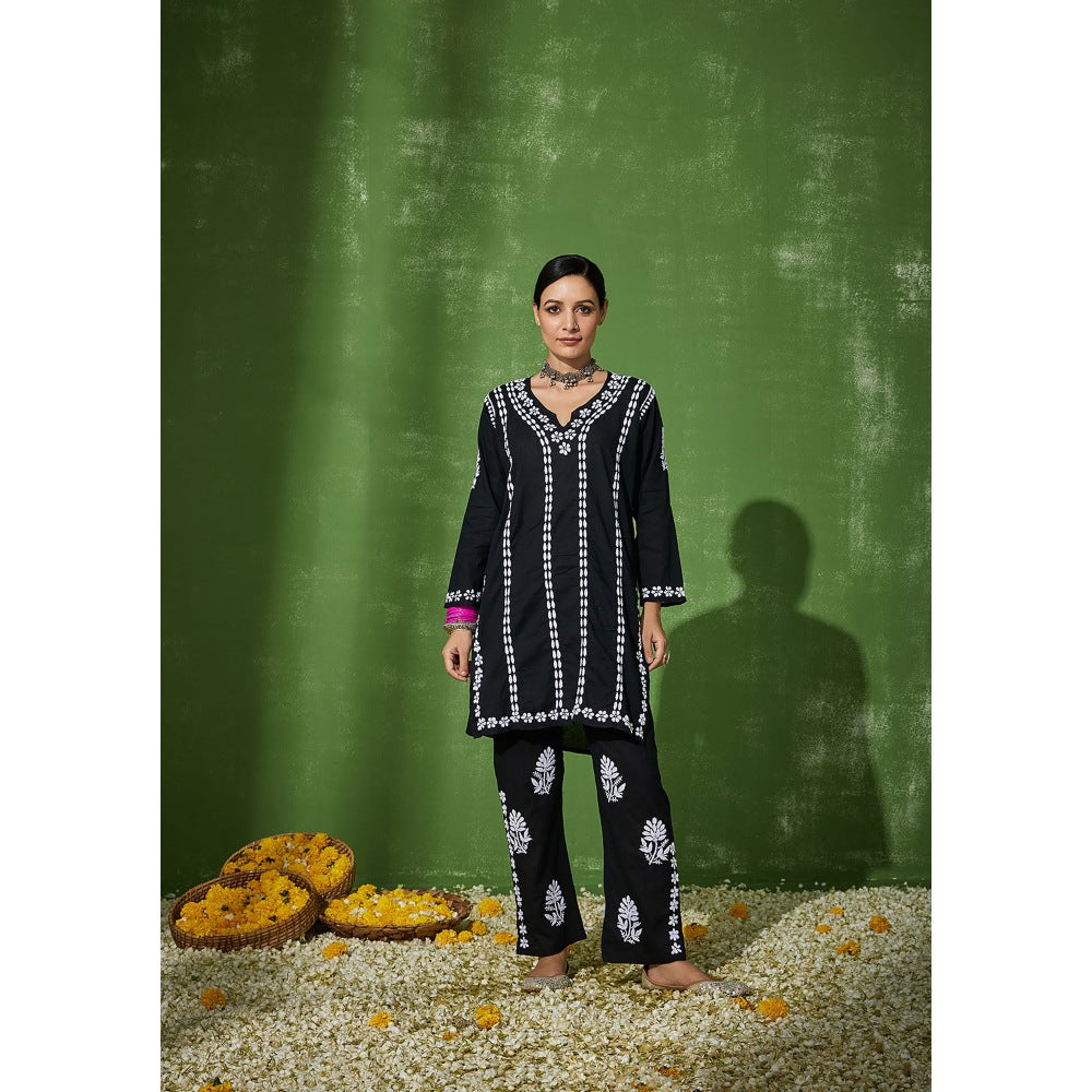 House of Chikankari Black Areeba Chikankari Cotton Short Kurta with Pant (Set of 2)