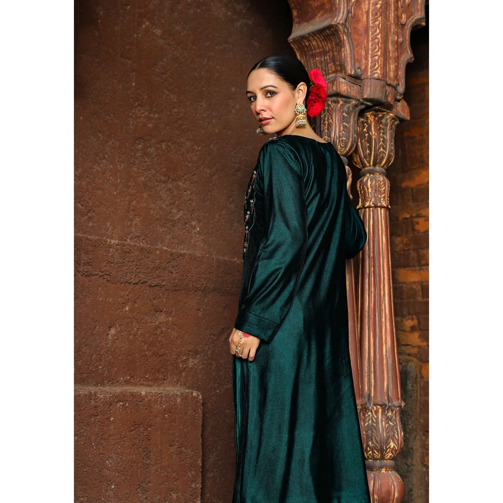 House of Chikankari Rumi Embroidered Velvet Green Straight Kurta with Palazzo (Set of 2)