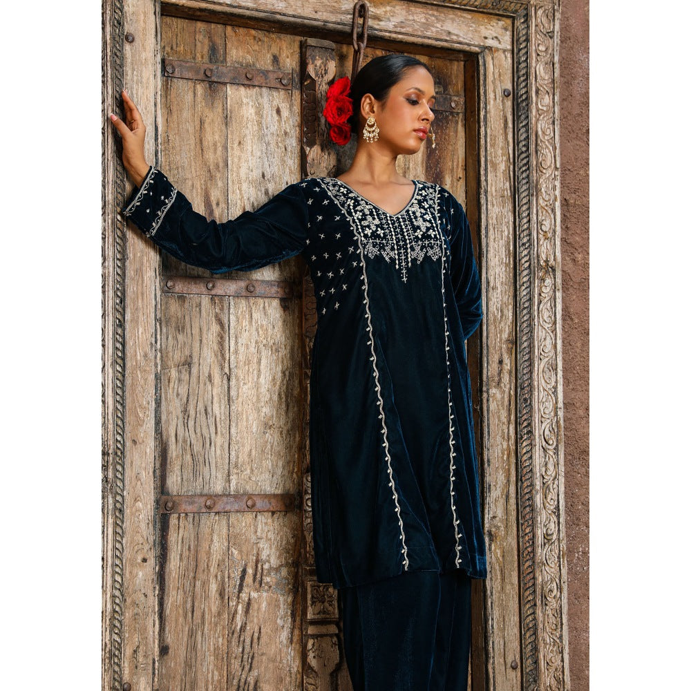 House of Chikankari Rumi Embroidered Velvet Blue Straight Kurta with Palazzo (Set of 2)