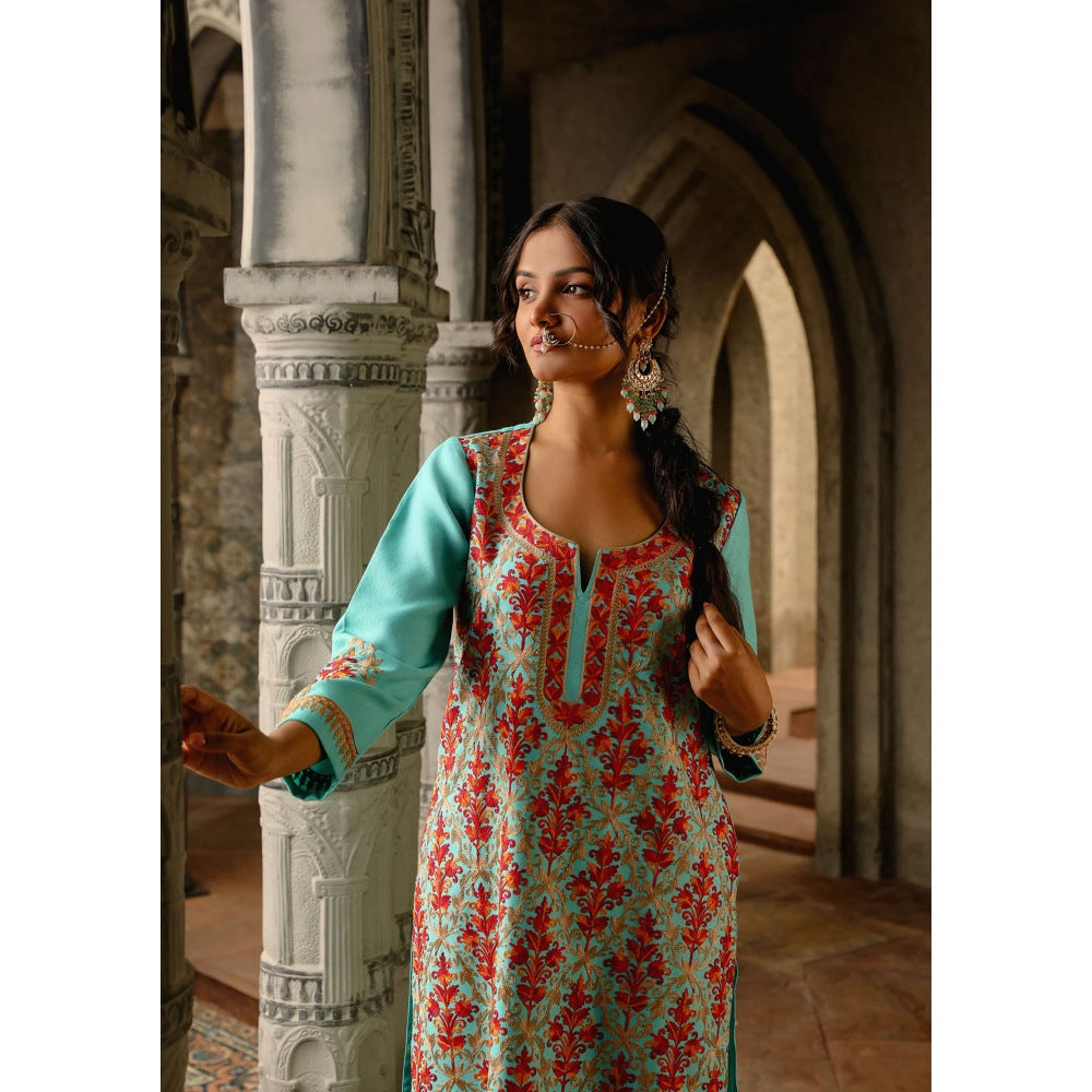 House of Chikankari Kasmira Aari woollen Straight Kurta with Pant and Dupatta (Set of 3)