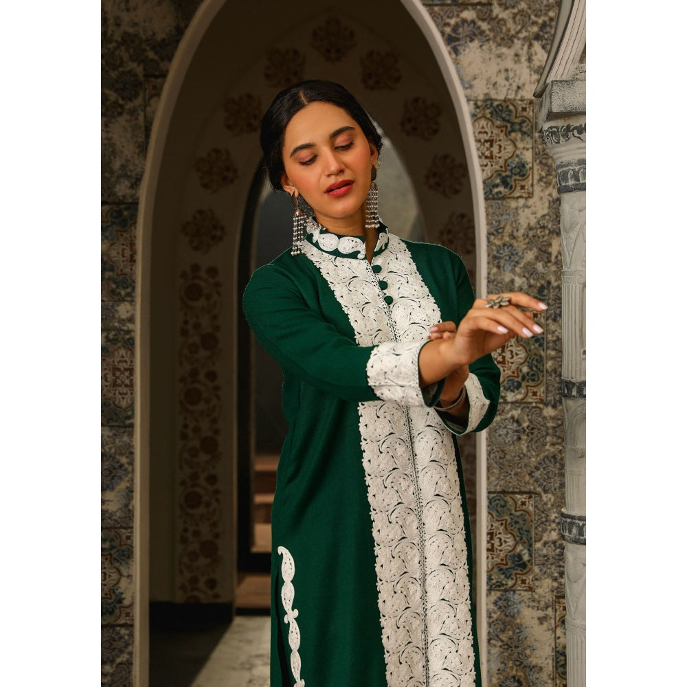 House of Chikankari Kasmira Aari woollen Straight Kurta with Pant (Set of 2)