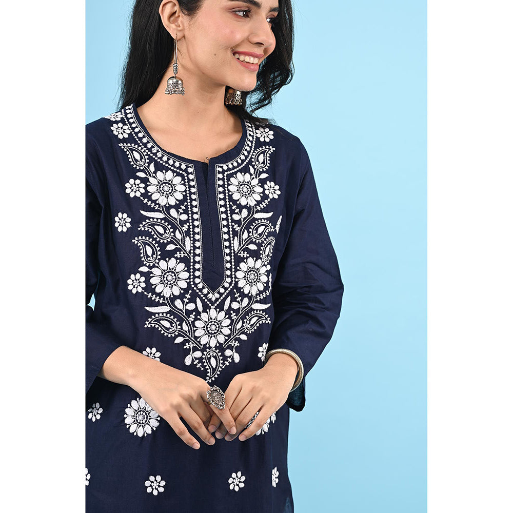 House of Chikankari Zinia Embroidered Cotton Straight Kurta Navy Blue